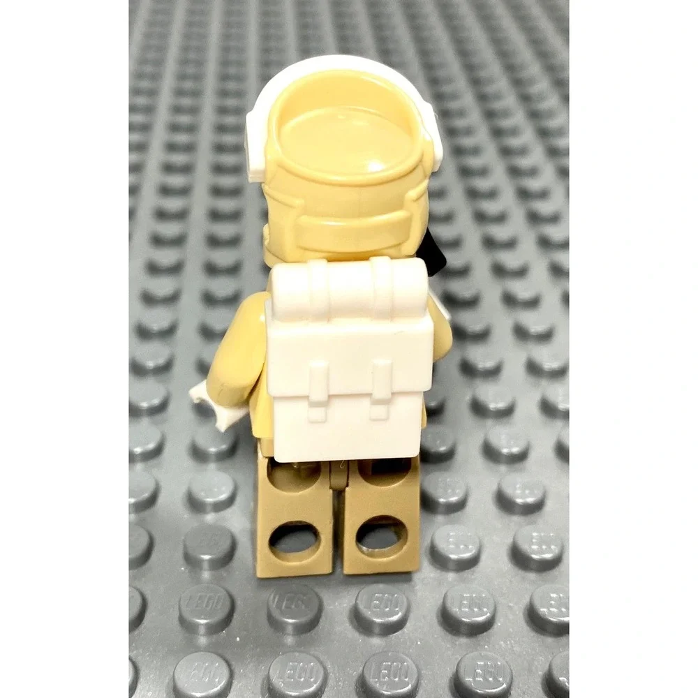 Lego Star Wars Hoth Rebel Trooper Minifigure Set 8083 SW0259 Blaster Gun